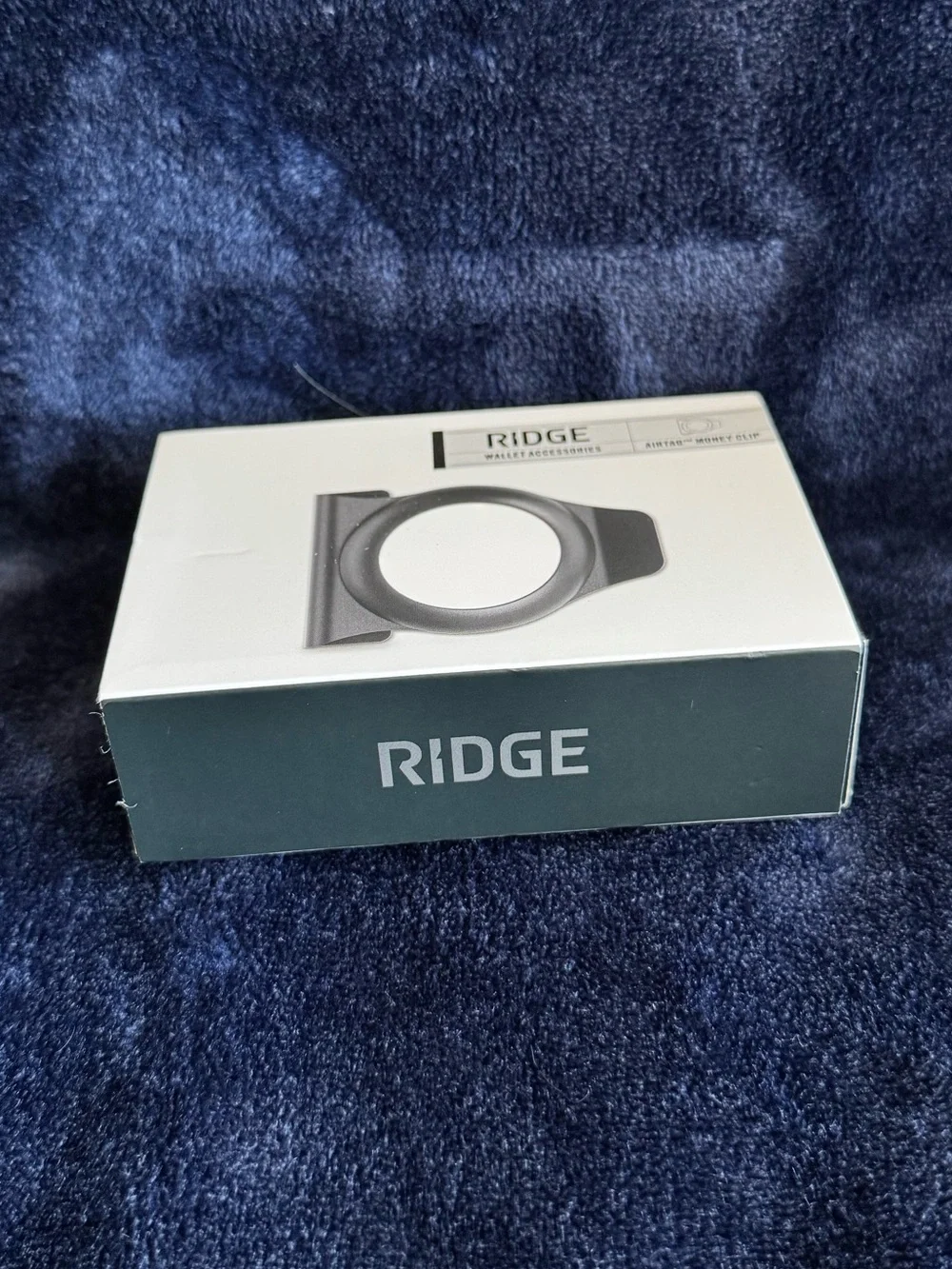 Ridge AirTag Money Clip in black - Wallet Accessory
